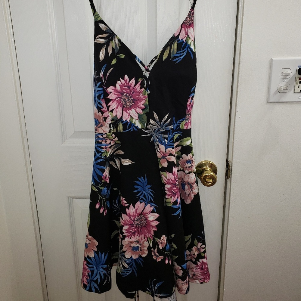 Spaghetti strap floral dress!